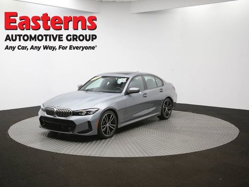Used 2023 BMW 330i Sedan w/ M Sport Package image 55