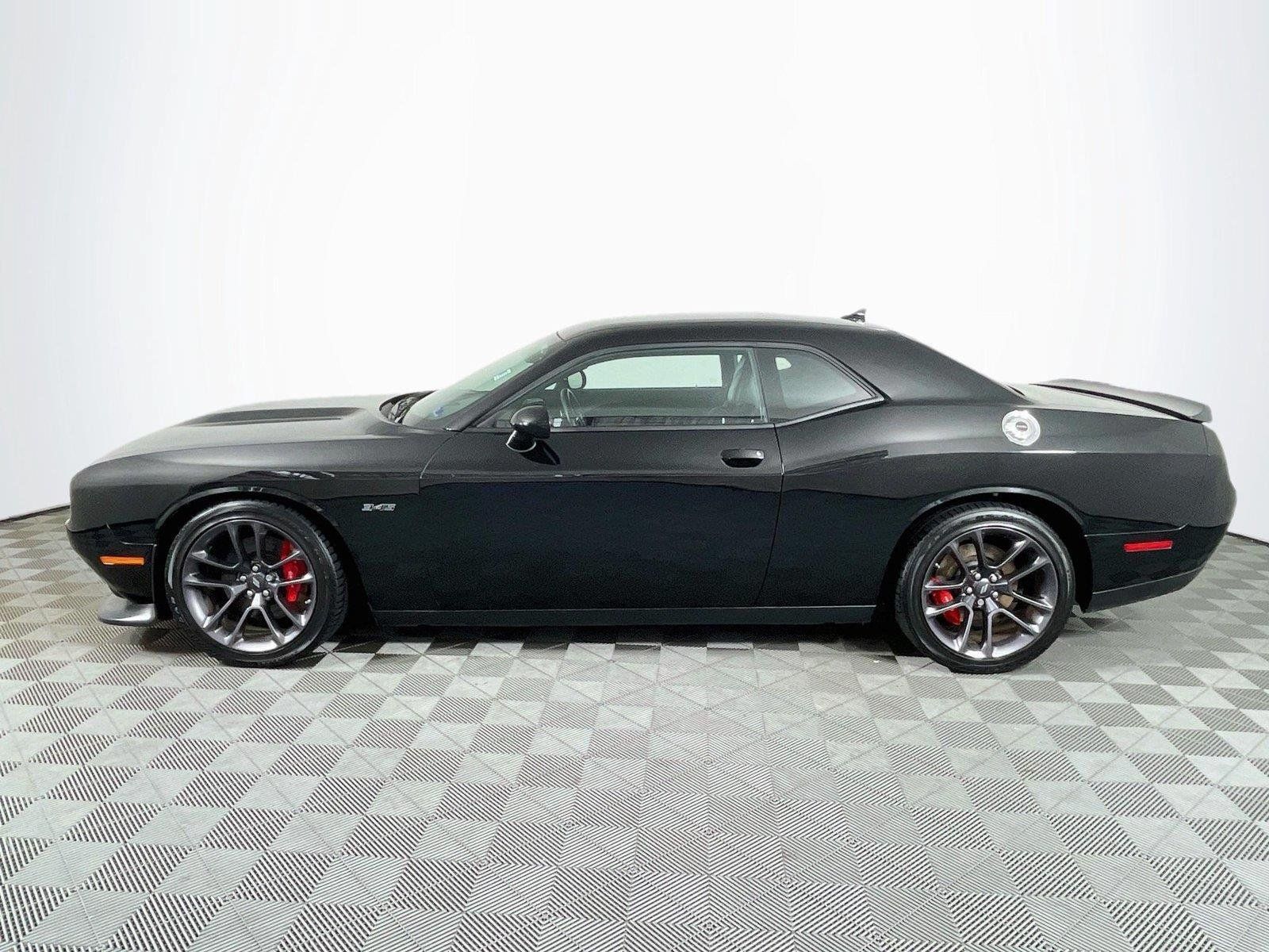 Used 2023 Dodge Challenger R/T w/ Plus Package RWD image 4