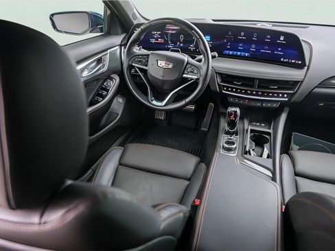 Used 2025 Cadillac CT5 Sport image 30