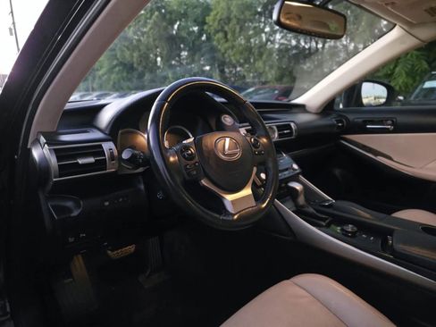 Used 2014 Lexus IS 350 image 17