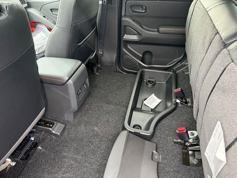 New 2026 Nissan Frontier PRO-4X w/ Pro Premium Package AWD/4WD image 16