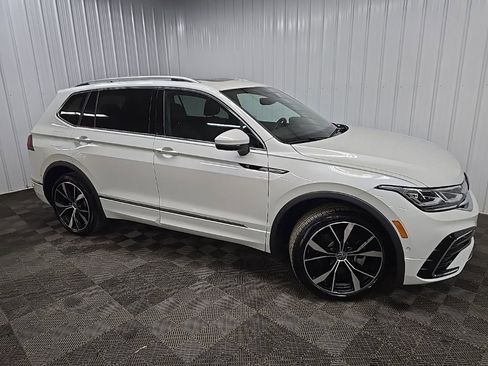 Used 2023 Volkswagen Tiguan SEL R-Line AWD/4WD image 1