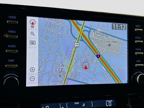 Used 2023 Toyota Sienna Platinum image 11