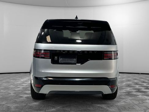 Used 2024 Land Rover Discovery Dynamic SE image 4