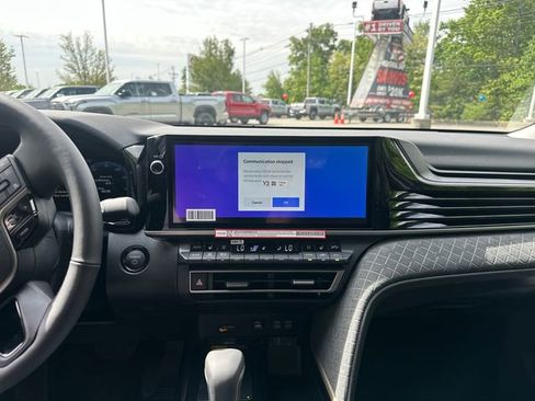New 2026 Toyota Camry XLE AWD/4WD image 18