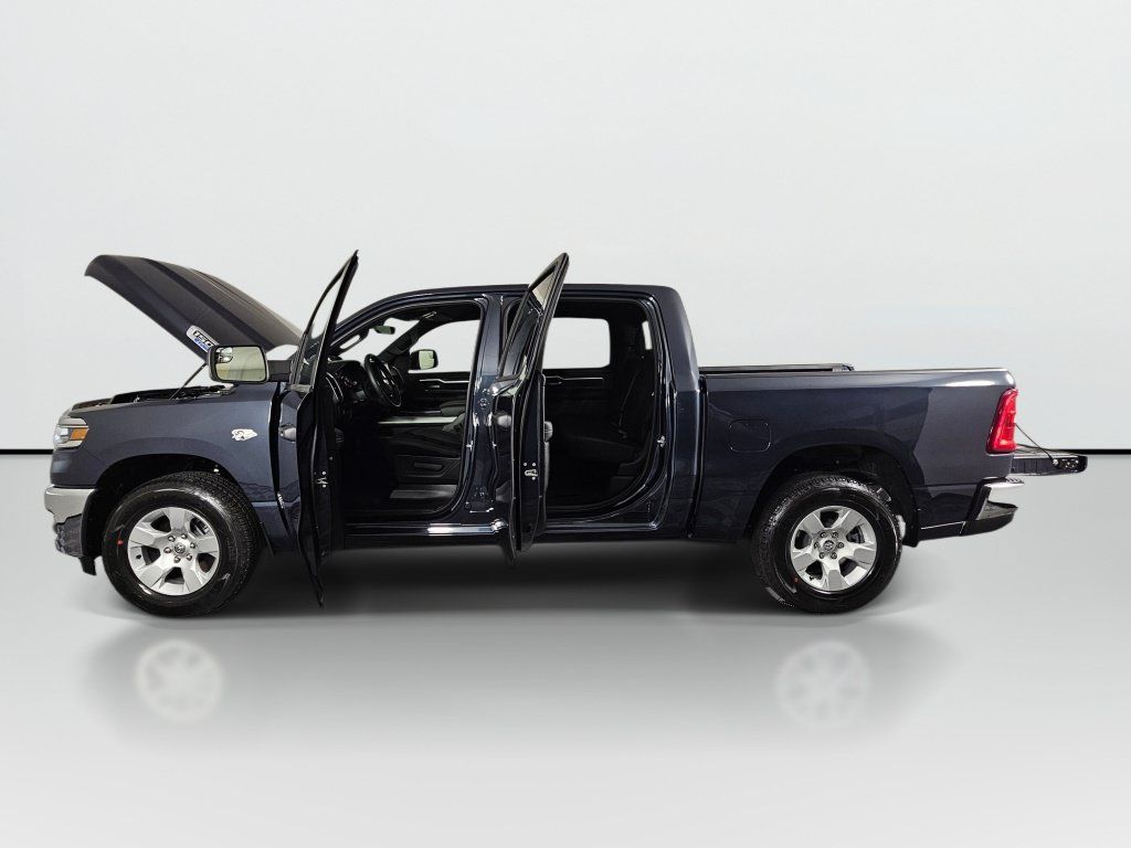 New 2026 RAM 1500 Big Horn AWD/4WD image 11