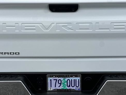 Used 2023 Chevrolet Silverado 1500 LT w/ Protection Package AWD/4WD image 46