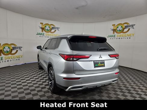 Used 2024 Mitsubishi Outlander FWD image 6