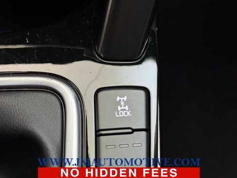 Used 2024 Kia Seltos X-Line AWD/4WD image 33