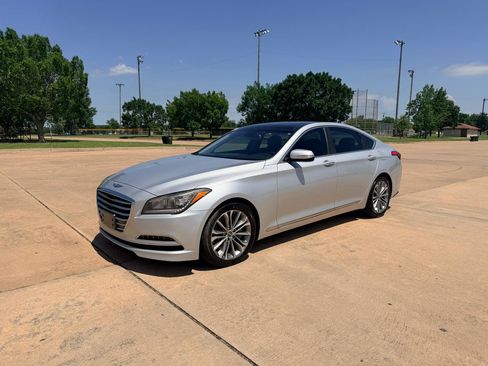 Used 2015 Hyundai Genesis 3.8 w/ Option Group 02 RWD image 3