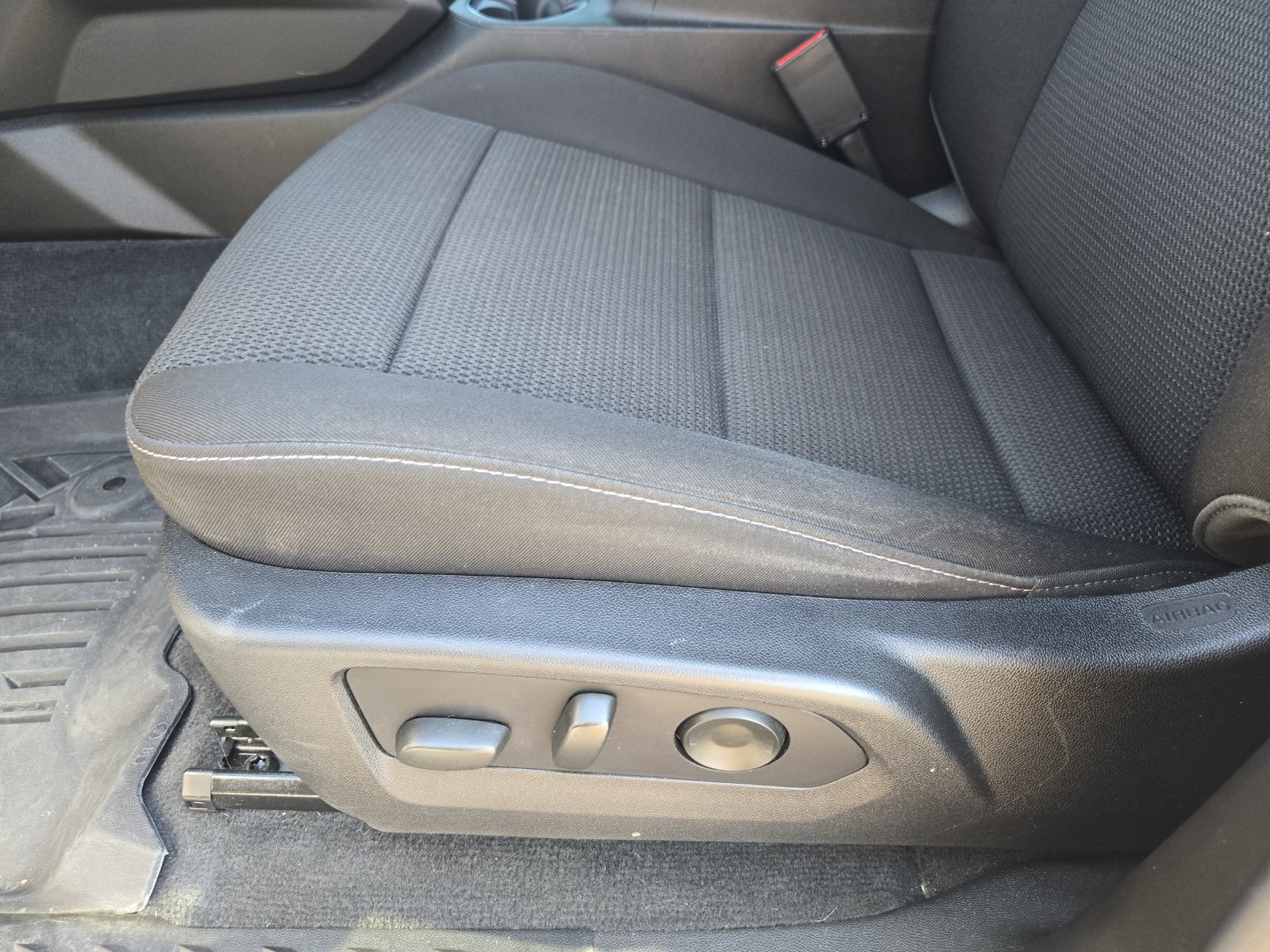 Used 2024 GMC Canyon Elevation w/ Convenience Package RWD image 27