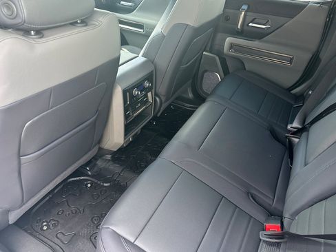 New 2025 GMC Hummer EV 2X image 12