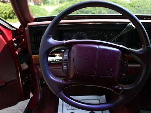 Used 1995 Buick Le Sabre Limited FWD image 16
