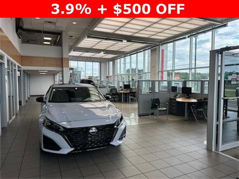 New 2025 Nissan Sentra S image 31