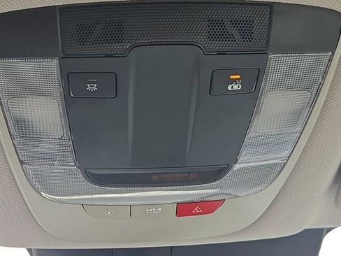 Used 2023 Kia Sorento EX AWD/4WD image 25