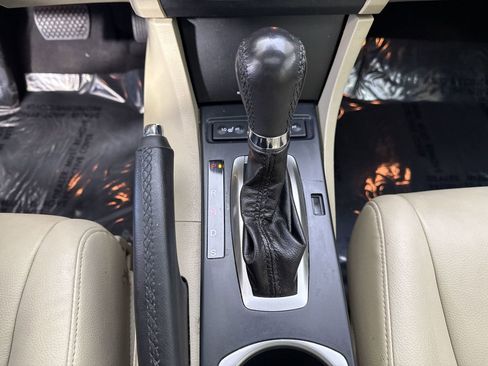 Used 2017 Acura ILX image 17