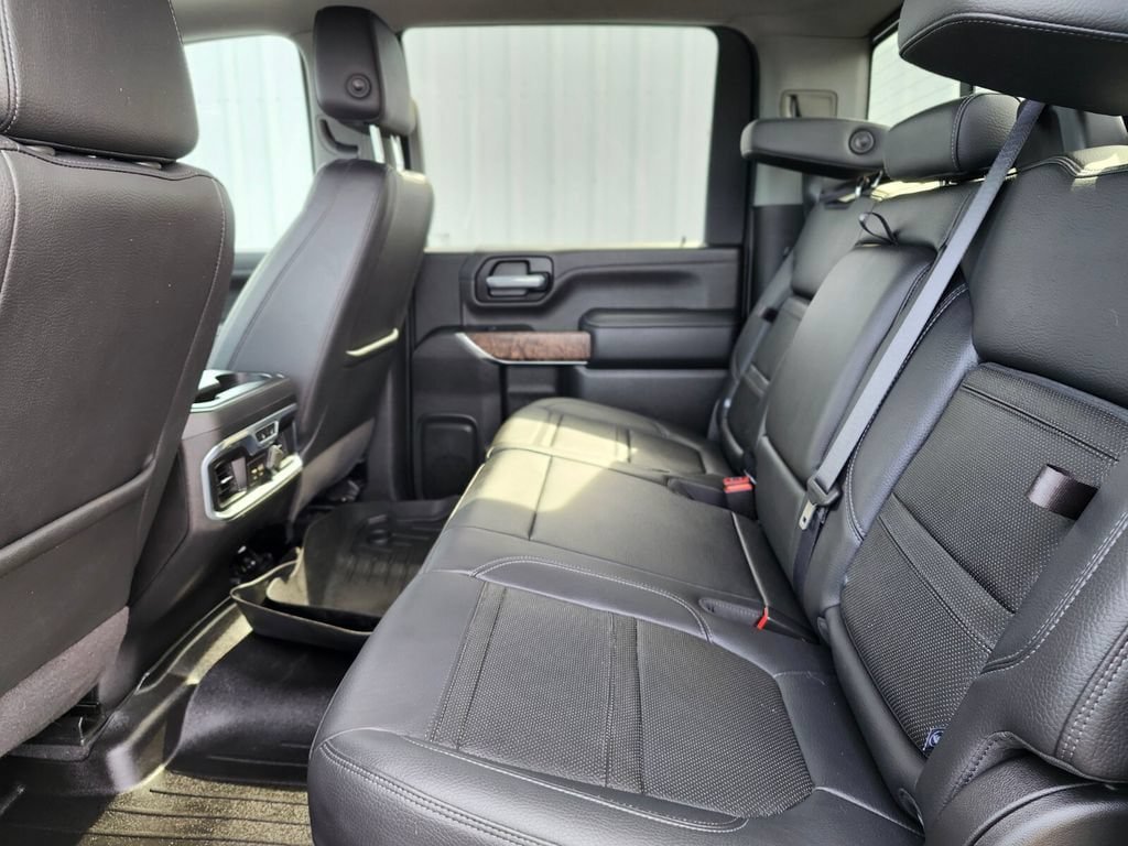 Used 2020 GMC Sierra 3500 Denali w/ Denali Ultimate Package AWD/4WD image 14