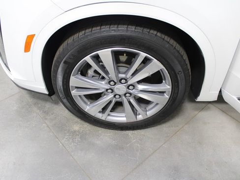 Used 2024 Cadillac XT6 Premium Luxury image 58