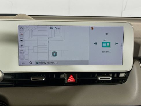 Used 2024 Hyundai Ioniq 5 Limited image 22