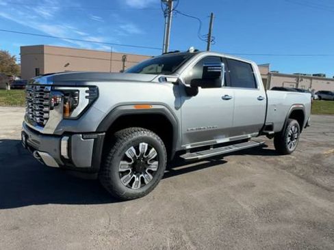 New 2026 GMC Sierra 3500 Denali w/ Technology Package image 4