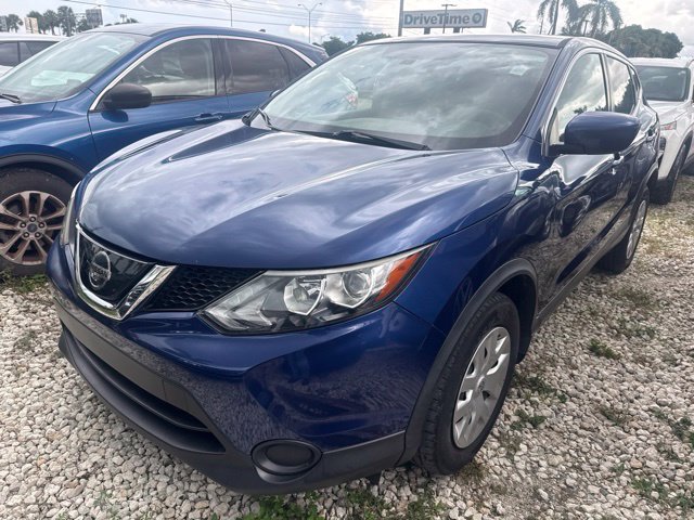Used 2019 Nissan Rogue Sport S FWD image 1