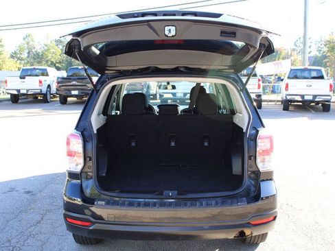 Used 2017 Subaru Forester 2.5i Premium w/ All-Weather Package image 7