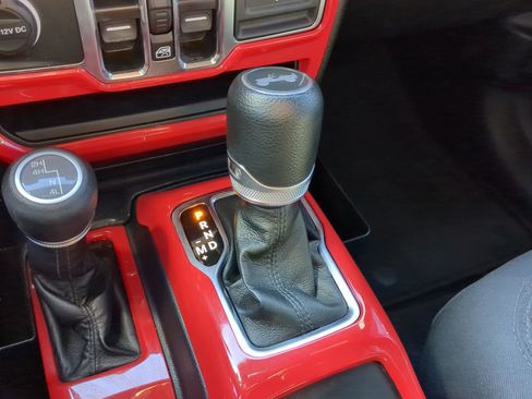 Used 2021 Jeep Wrangler Unlimited Sport image 54