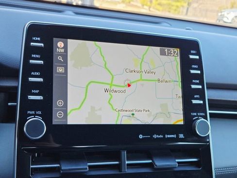 Used 2021 Toyota Avalon Limited w/ Advanced Safety Package image 26