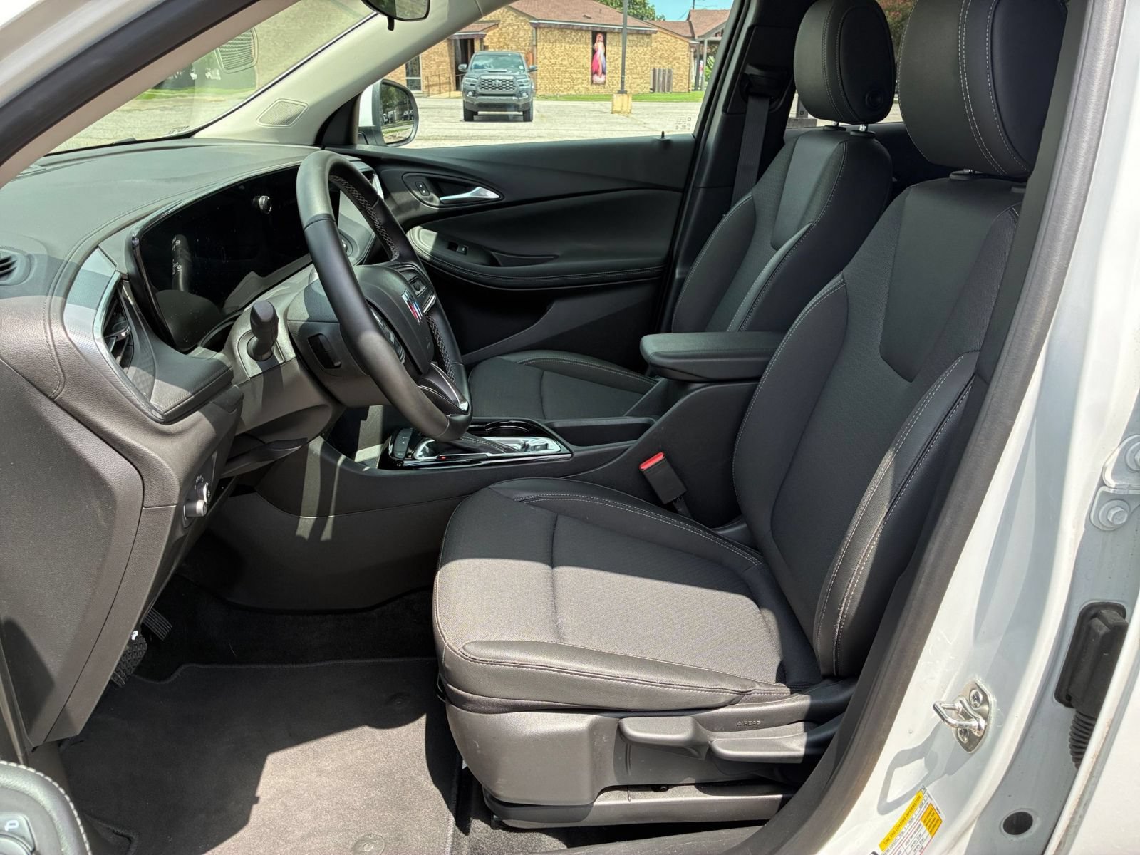 Used 2026 Buick Encore GX Preferred FWD image 25
