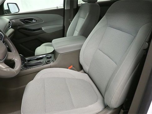 Used 2020 Chevrolet Traverse LT w/ LPO, Floor Liner Package image 10