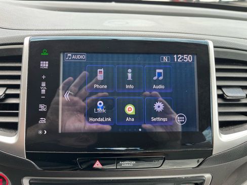 Used 2016 Honda Pilot EX image 17