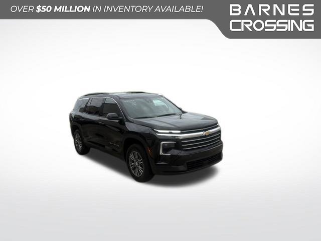 Used 2025 Chevrolet Traverse LT FWD image 1