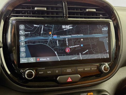Used 2024 Kia Soul EX w/ Option Group 015 FWD image 15