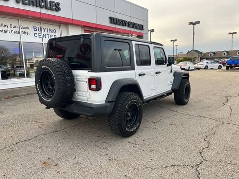 Used 2018 Jeep Wrangler Unlimited Sport S image 6