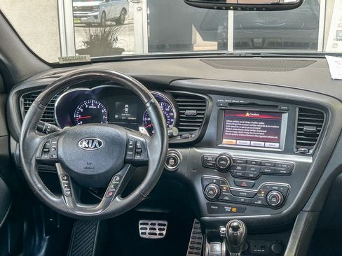 Used 2013 Kia Optima SX w/ Limited Pkg FWD image 12