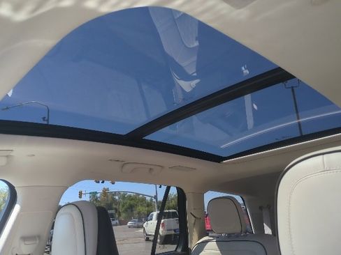 Used 2020 Lincoln Aviator Black Label Grand Touring w/ Class IV Trailer Tow Package image 14