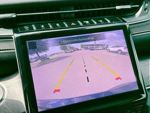 Used 2023 Jeep Grand Cherokee L Limited image 17