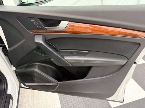 Used 2023 Audi Q5 2.0T Premium Plus image 22