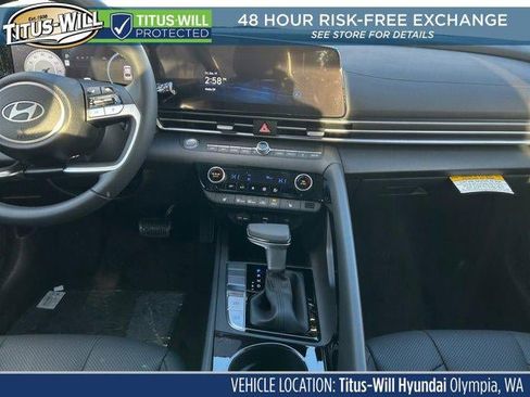 New 2026 Hyundai Elantra Limited FWD image 12