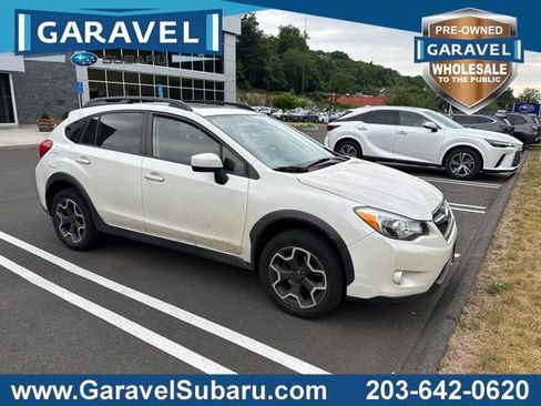 Used 2015 Subaru Crosstrek 2.0i Premium w/ Moonroof Package AWD/4WD image 1