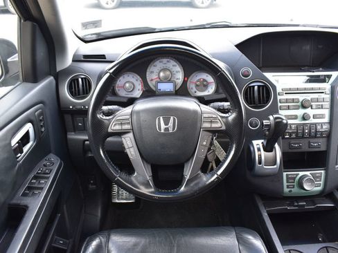 Used 2010 Honda Pilot Touring image 27