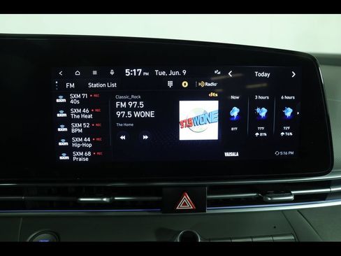 Used 2025 Hyundai Elantra SEL w/ Cargo Package FWD image 26