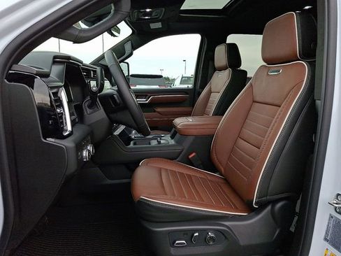 New 2026 GMC Sierra 2500 Denali Ultimate image 9