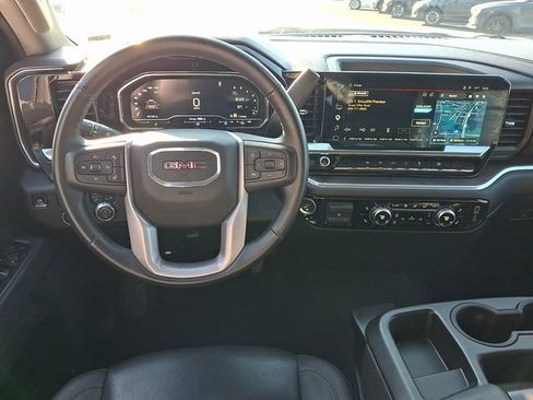Used 2025 GMC Sierra 1500 SLT AWD/4WD image 11