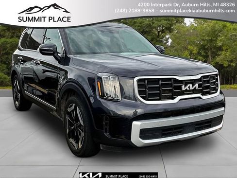 Certified 2025 Kia Telluride S FWD image 1