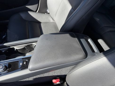 Used 2024 Volvo S60 B5 Plus image 14