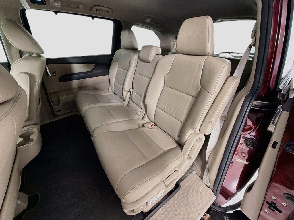 Used 2016 Honda Odyssey Touring Elite image 24