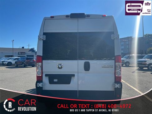 Used 2023 RAM ProMaster 2500 FWD image 5