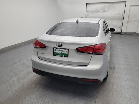 Used 2018 Kia Forte LX w/ LX Rear Camera Package FWD image 7