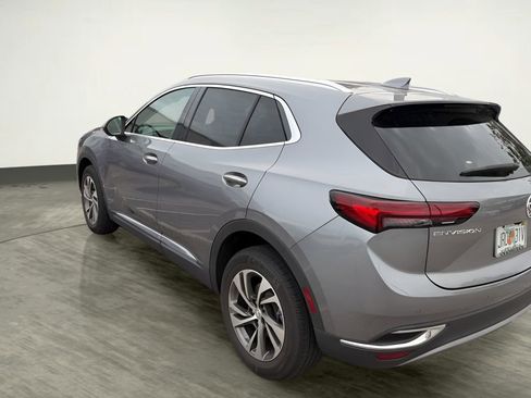 Used 2022 Buick Envision Essence w/ Technology Package I FWD image 3